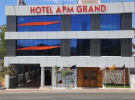 HOTEL APM GRAND, Kavalkinaru，位于Kavalkinaru的酒店