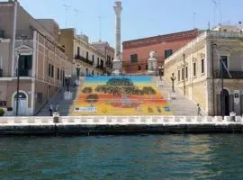 P4T Holidays Home - city center