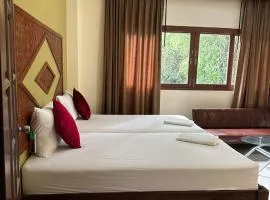 布达拉克撒旅馆