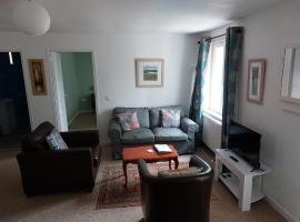 Stable Cottage at Orchard Farm，位于Combles的酒店