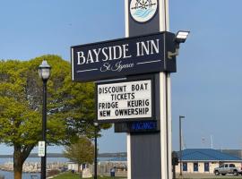 Bayside Inn，位于圣伊尼亚斯的汽车旅馆