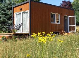 Tinyhaus in 16845 Manker mitten im Dorf tiny house，位于Manker的酒店
