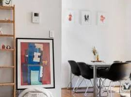 KozyGuru / Allawah / 2 Bed Kozy APT / NAL015