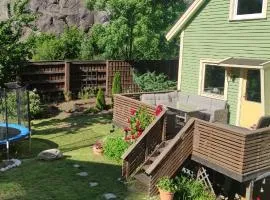Cozy house with a garden, Child-friendly