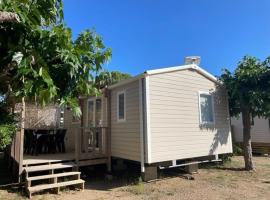 Mobil-home (Clim, Tv)- Camping Narbonne-Plage 4* - 022，位于纳博讷普拉日的露营地