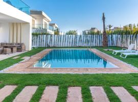 Houd Taghazout - luxury villa - Pool - 6 or 7 Px，位于塔哈佐特的酒店