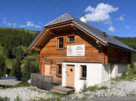 Veselý Svišť Chalet Lachtal，位于拉赫塔尔辛肯缆车附近的酒店