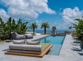 Numa Santorini，位于费拉的酒店