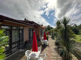 Cottage Shara - შარა，位于乌雷基的酒店