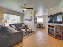 Carson City Vacation Rental about 19 Mi to Lake Tahoe!，位于卡森市的度假屋