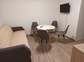 Apartman Skradin (nono)，位于斯克拉丁的带停车场的酒店