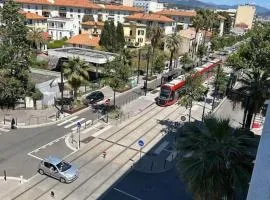 Chambre ou appartement complet promenade des anglais