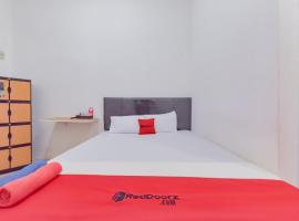 Reddoorz near Juwata Airport Tarakan，位于打拉根的酒店