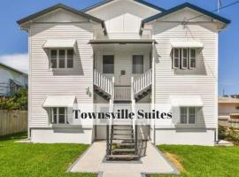 Townsville Suites，位于汤斯维尔的海滩短租房