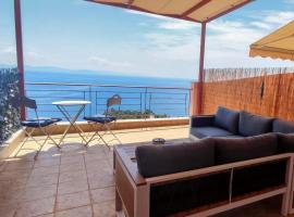 Simply Meraki Gytheian apt with Panoramic Sea View，位于伊西翁的公寓