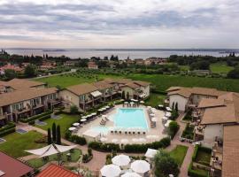 Lake Garda Resort，位于莫尼加的公寓式酒店