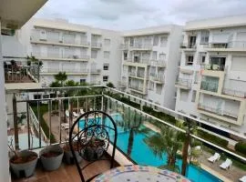 Bel Appartement vue sur piscine Bouznika