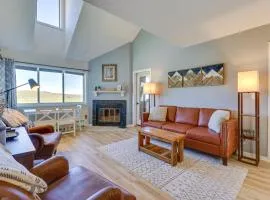 Ski-InandOut Granby Condo with Mtn Views and Balcony!