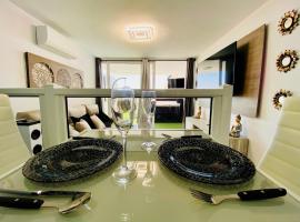 Luxury apartment in playa del inglés，位于圣巴托洛梅的豪华酒店