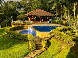 Hotel Casa Confort，位于圣罗莎德卡瓦尔的酒店