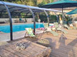 Manoir des Pélies SPA，位于孔克的酒店