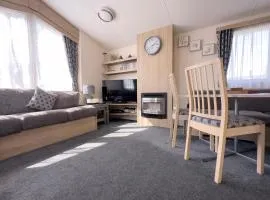 Edinburgh - Seton Sands-Salsa Caravan-Pet Friendly