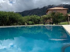 卡瓦尼亚斯圣米格尔乡村民宿，位于科塔德拉斯的乡间豪华旅馆