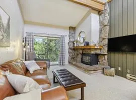 Cozy Winter Park Condo Bike, Ski, and Hike!