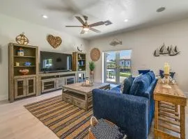 Sebring Serenity Waterfront Retreat with Boat Dock!