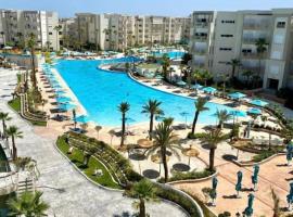 Appartement Résidence Palm Lake Monastir，位于莫纳斯提尔的公寓