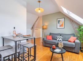 Le Cocon Forestier - Proche aéroport Beauvais, Chantilly, forêt de Hez-Froidmont, parking public gratuit, Wifi & Netflix，位于克莱蒙的酒店