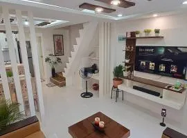 Cozy Transient house in Calapan City 2 airconditioning rooms
