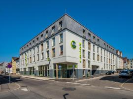 B&B Hotel Villingen-Schwenningen，位于菲林根-施文宁根的酒店