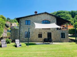 Agriturismo Poderino，位于卡斯蒂廖内迪加尔法尼亚纳的农家乐