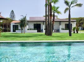 Alojamiento rural FINCA AZUCENA SUITE only adults，位于科尼尔-德拉弗龙特拉的酒店
