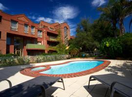 Comfort Apartments Royal Gardens，位于墨尔本Bunjilaka Aboriginal Cultural Centre附近的酒店