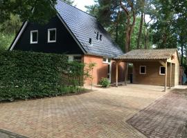 Luxe boshuis in hartje Drenthe，位于施皮尔的度假屋