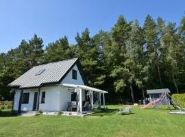 Cottage in a quiet location, Slajszewo