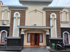 Adiputra Guesthouse 4，位于Ngabean的酒店