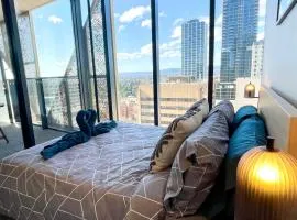 Luxury 1 Bedroom Apartment in Adelaide CBD - 1 minute walk to Rundle mall - Free Wifi & Netflix