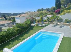 Villa contemporaine Piscine chauffée,pétanque, Clim，位于Ceyreste的酒店