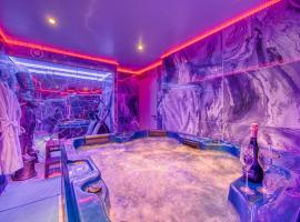 Love Room Attitude，位于格勒诺布尔的带热水浴缸的酒店