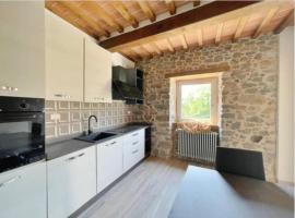 Casa vacanze Raggio di Sole，位于Grotte的酒店
