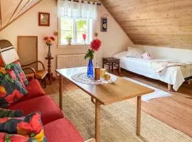 Awesome Home In Löttorp With Kitchen