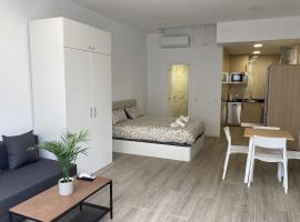 San Sebastián Apartments，位于圣塞巴斯蒂安德洛斯雷耶斯的酒店