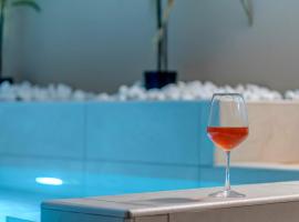 Aegean Glory Suites，位于埃尔莫波利斯的酒店