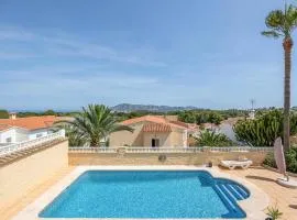 Cozy Apartment In Cautivador With Wifi