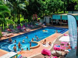 Nomads Ao Nang Party Hostel 18-35 Years Old Only，位于奥南海滩的青旅