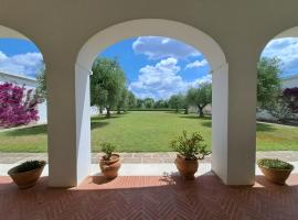 Villa Francesca - Camere con giardino，位于卡斯泰拉内塔的木屋