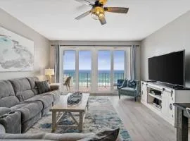 Laketown Wharf #1427 by Nautical Properties